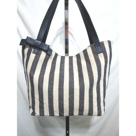 EUC! The Limited Large Navy & Ivory Striped Canvas Bow Shoulder Tote Handbag - Picture 2 of 11